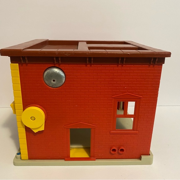 Fisher Price Play Family Fire Station Little People Vintage Building 70s 80s Toy - Picture 6 of 11